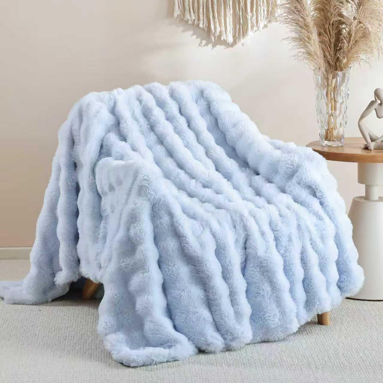 Faux Fur Throw Blanket - 50" x 60"