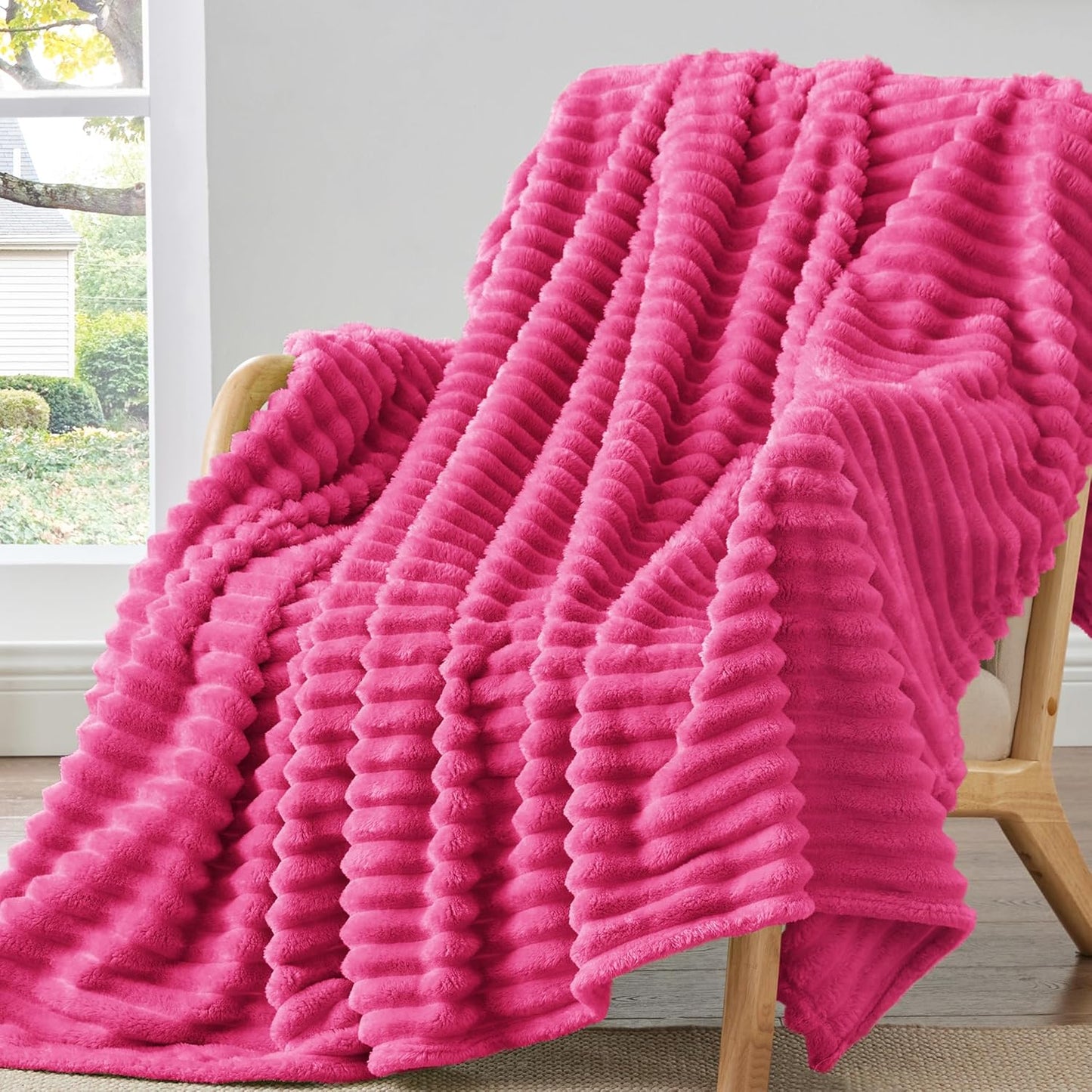 Warm & Fluffy Fleece Throw Blanket - 50" x 60"