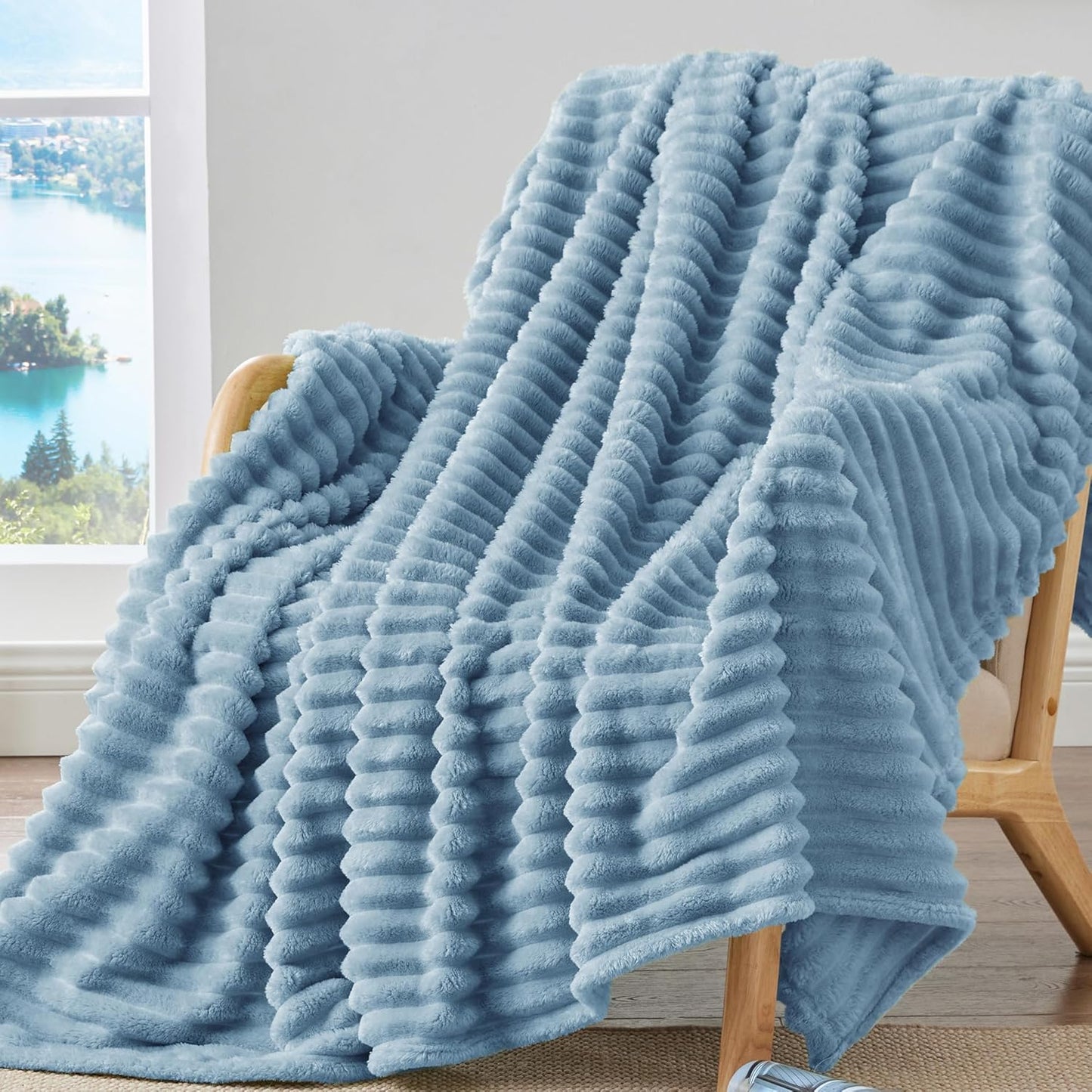 Warm & Fluffy Fleece Throw Blanket - 50" x 60"